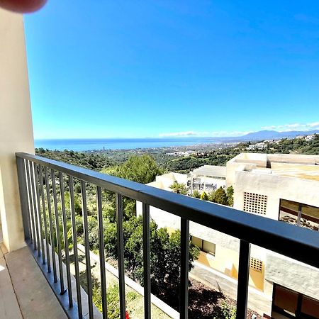 Spectacular Views - Luxury Apartment In Resort - Marbella Hills Экстерьер фото